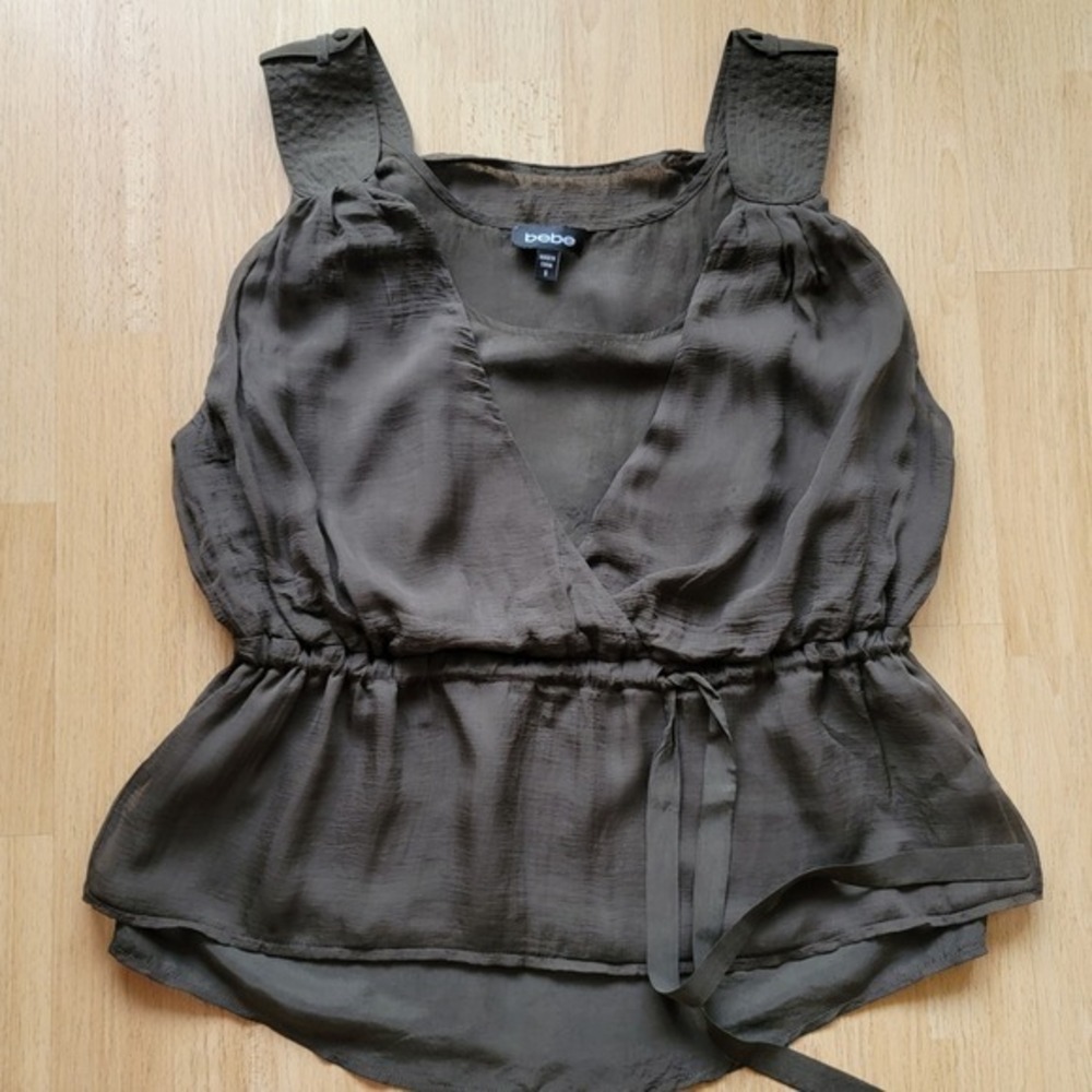 Bebe Y2K 100% Silk Sleeveless Peplum Top‎ Dark Olive Surplice Wrap Small